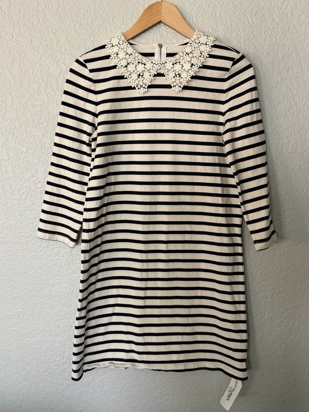 kate spade Black and Cream Striped Dress with Lace Collar Size Small